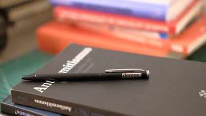 ausschreibung-referentin-antisemitismus-democ-2